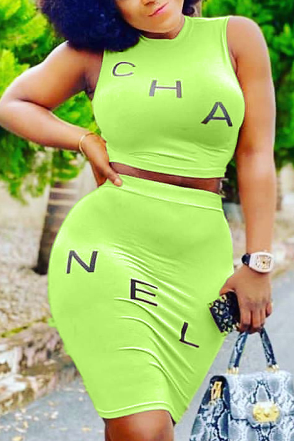 

Lovely Casual Letter Green Two-piece Skirt Set