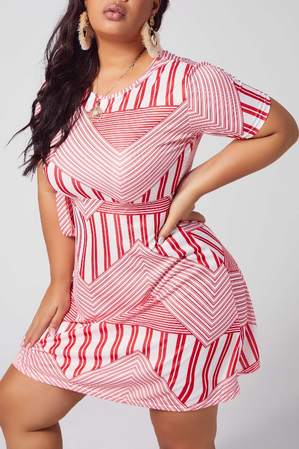 

Lovely Leisure Striped Print Red Knee Length Plus Size Dress