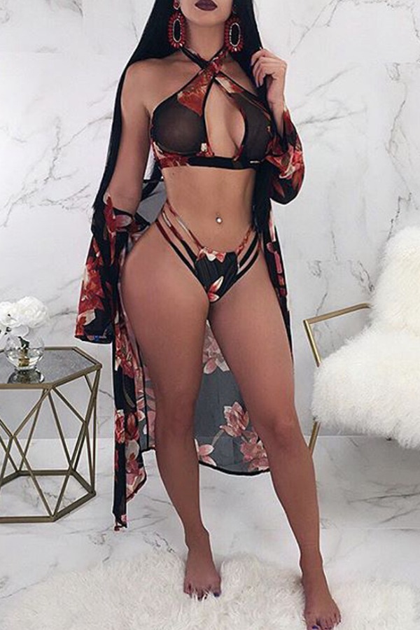 

lovely Print Black Two-piece Swimsuit(With Cover-up