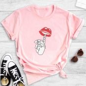 Lovely Leisure O Neck Lip Print Pink T-shirt