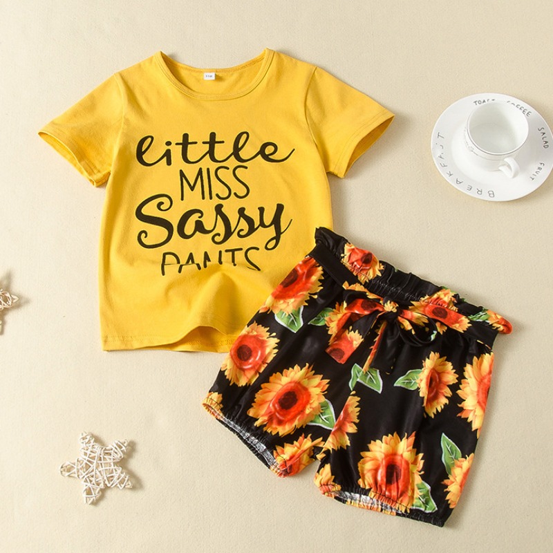

lovely Casual Letter Print Yellow Girl Two-piece Shorts Set