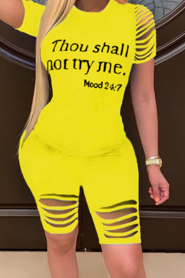 

lovely Leisure O Neck Letter Yellow Plus Size Two-piece Shorts Set