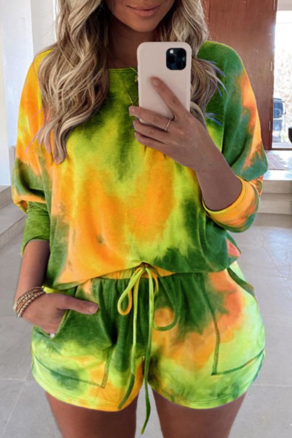 

lovely Stylish Tie-dye Army Green Plus Size Two-piece Shorts Set