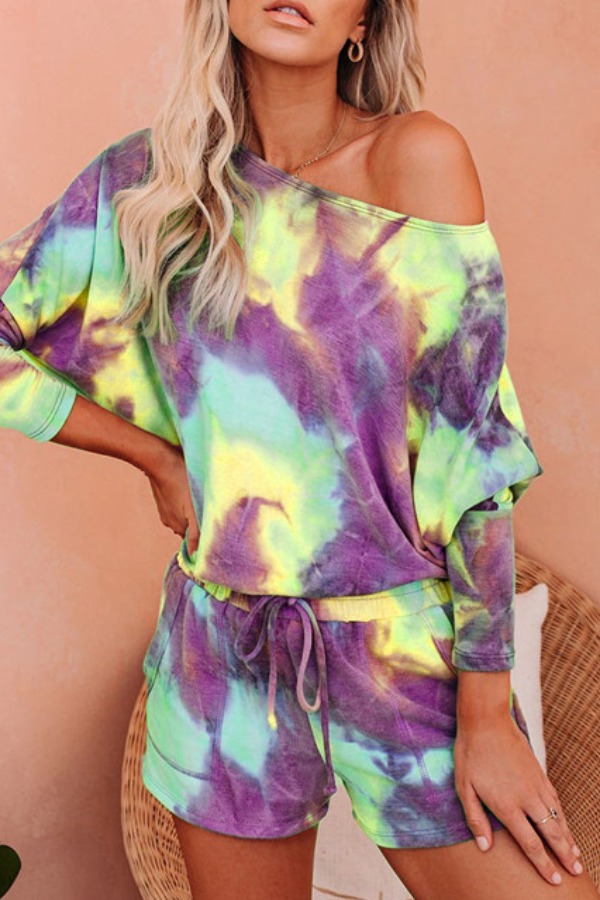 

Lovely Stylish Tie-dye Light Purple Plus Size Two-piece Shorts Set