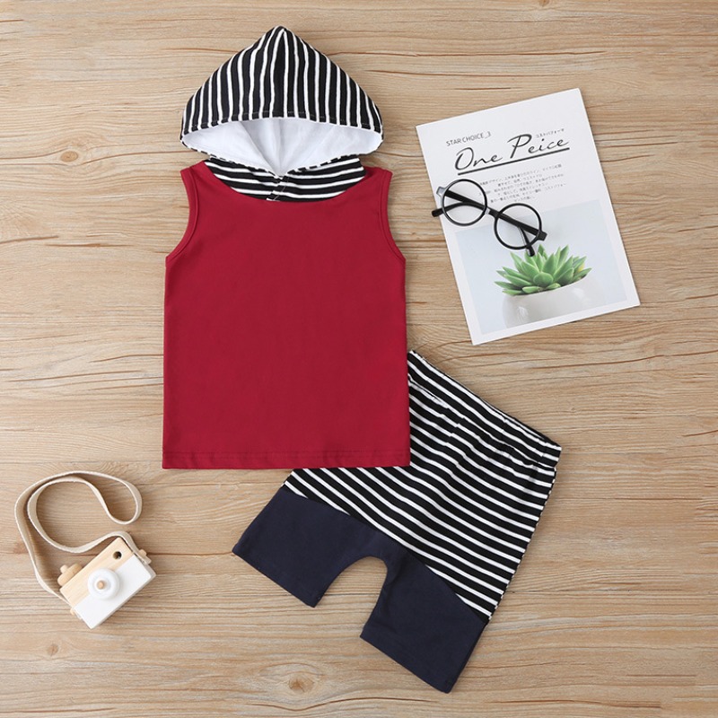

lovely Trendy Hooded Collar Striped Red Boy Two-piece Shorts Set