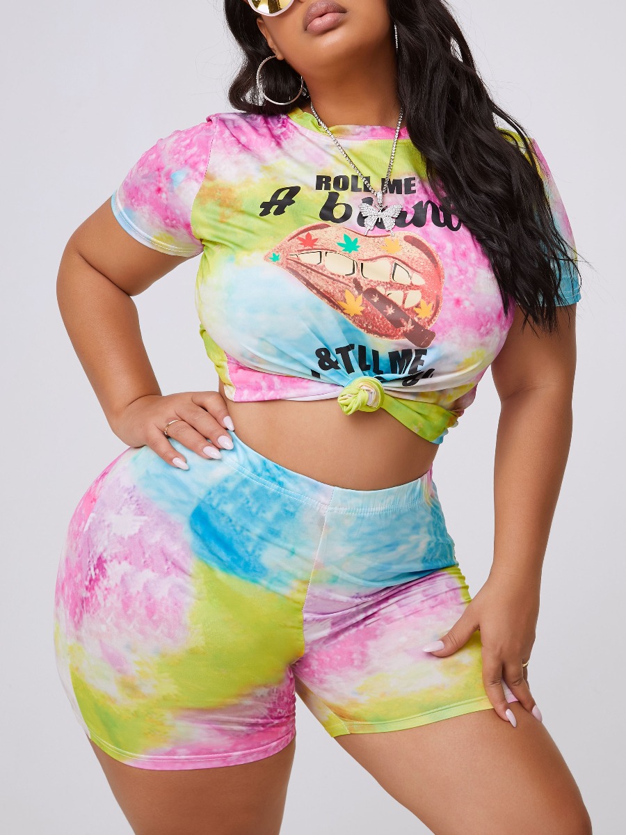 

lovely Casual Lip Print Yellow Plus Size Two-piece Shorts Set