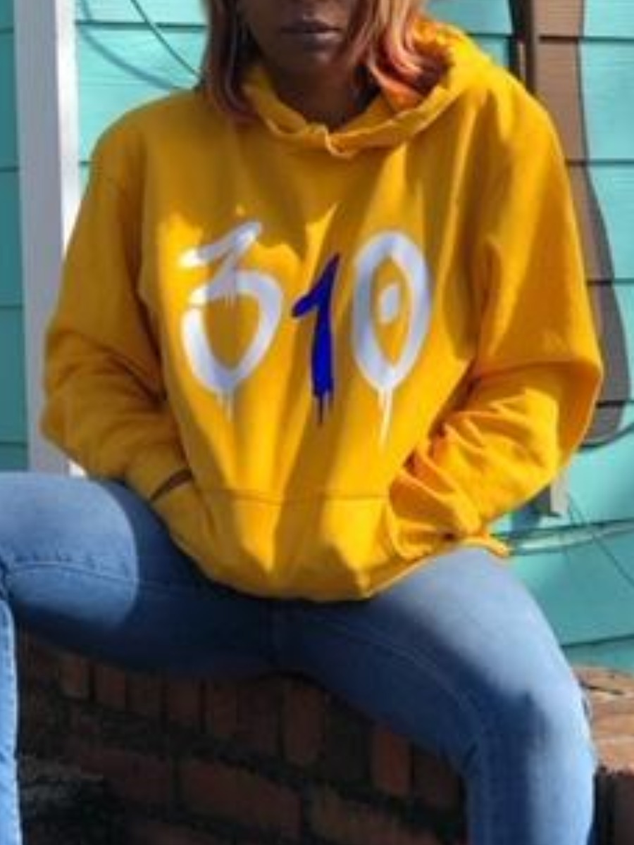 

lovely Sportswear Hooded Collar Print Yellow Hoodie