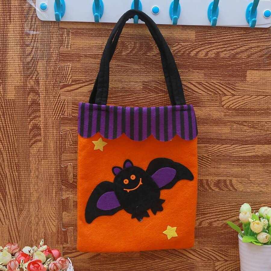 

Lovely Chic Skull Print Patchwork Multicolor Gift Bag, Multi