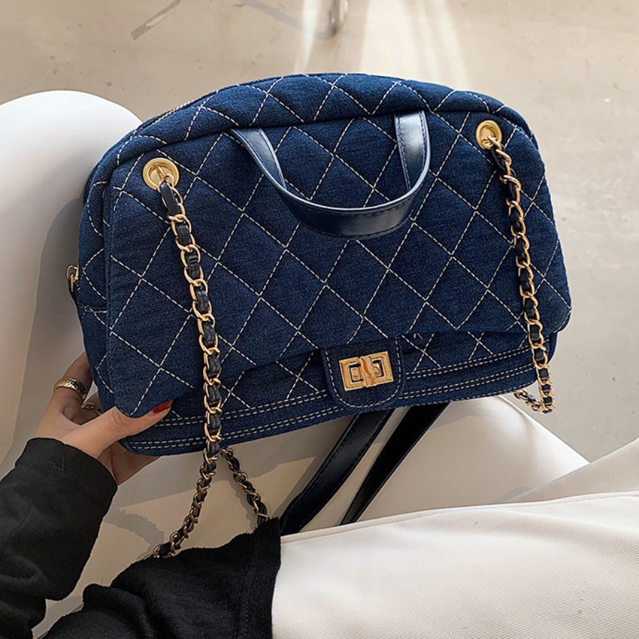 

lovely Trendy Chain Strap Deep Blue Crossbody Bag