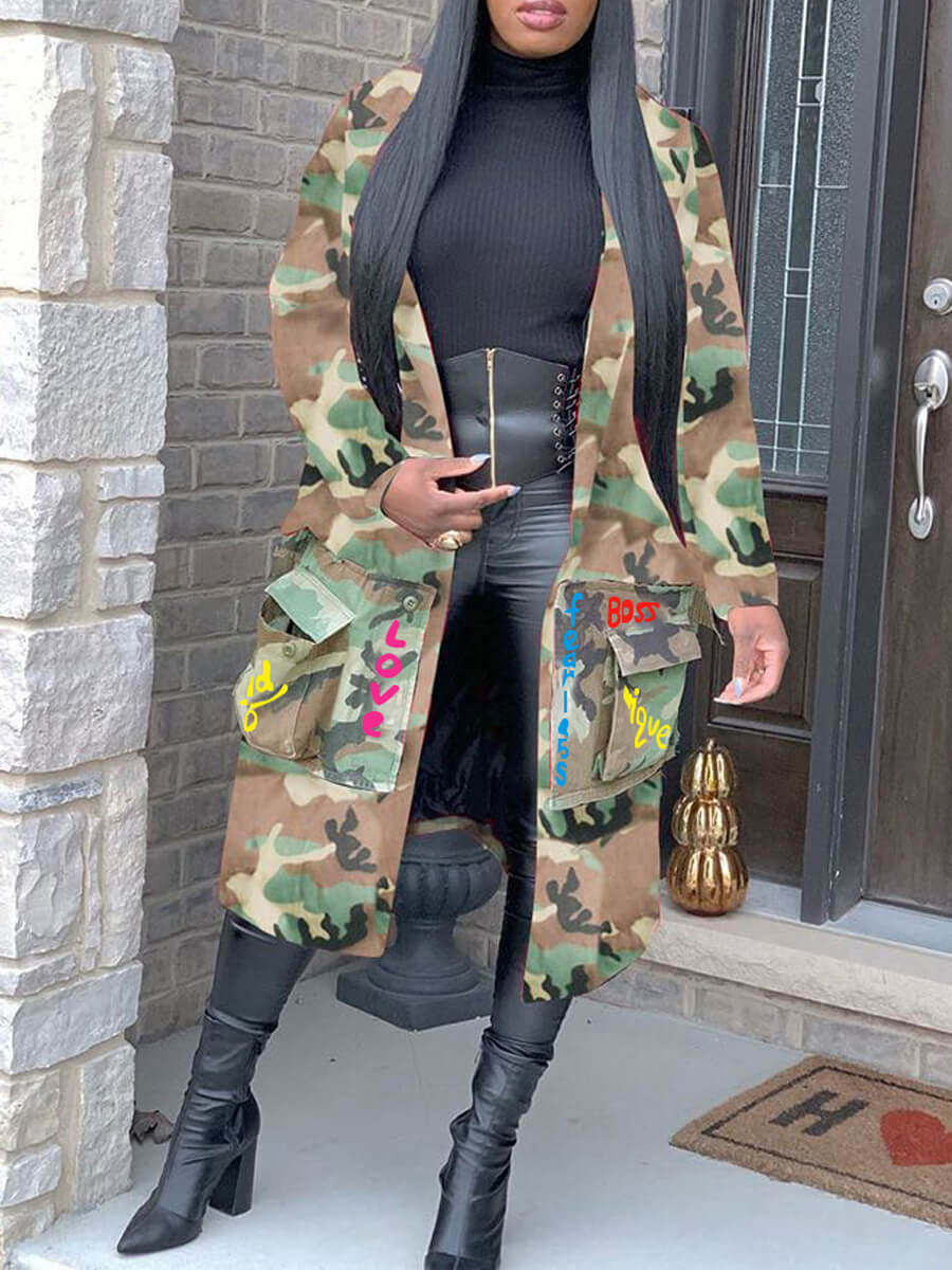 

LW Turndown Collar Letter Camo Print Coat