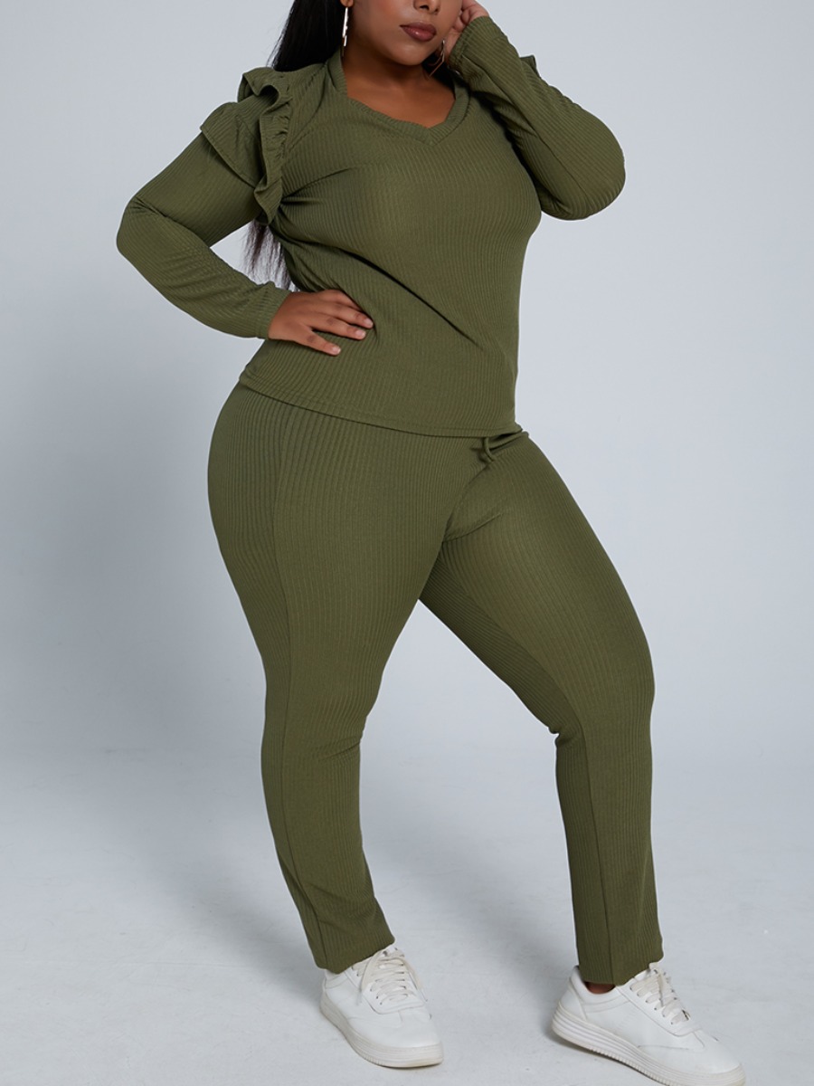 

Lovely Trendy V Neck Striped Green Plus Size Two-piece Pants Set
