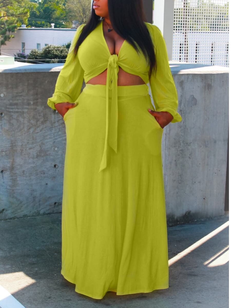 

Lovely Casual V Neck Knot Design Green Plus Size Two-piece Skirt Set