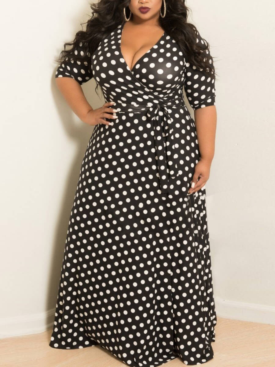 

Lovely Casual V Neck Dot Print Black Maxi Plus Size Dress