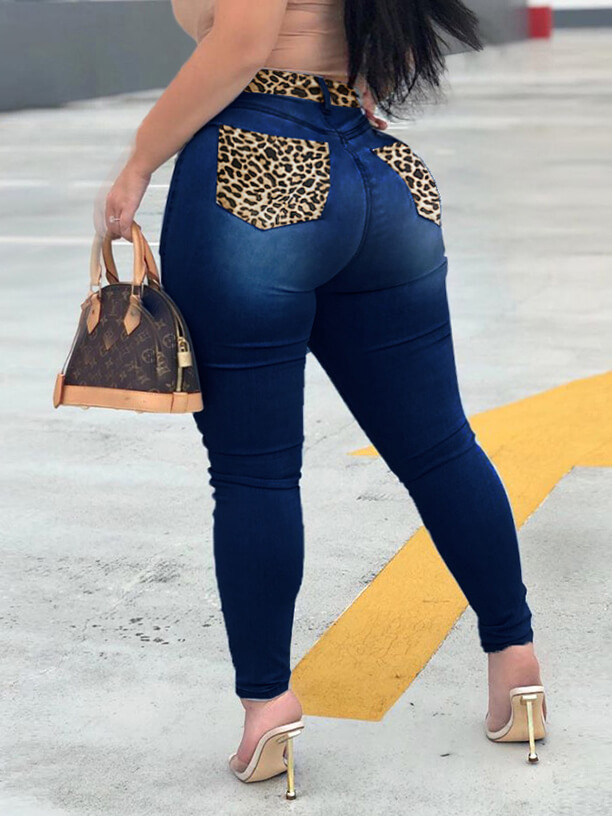 

Lovely Casual Leopard Print Patchwork Deep Blue Plus Size Jeans
