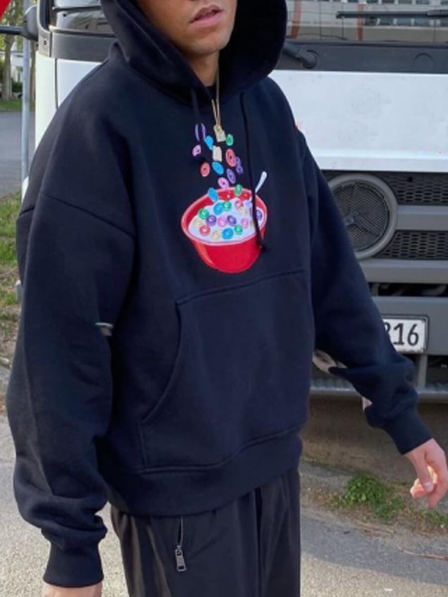 

Lovely Stylish Hooded Collar Print Black Men Hoodie