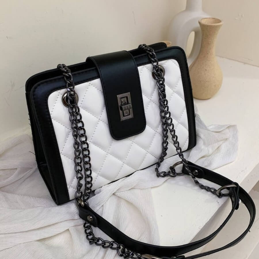 lovely trendy plaid rose red messenger bag