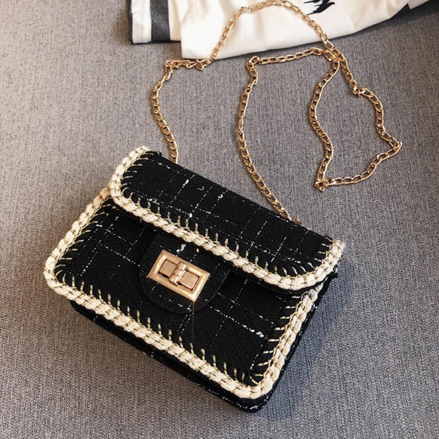 

Lovely Trendy Chain Strap Black Crossbody Bag