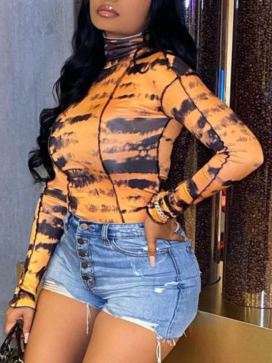 

Lovely Street Turtleneck Animal Print Yellow T-shirt