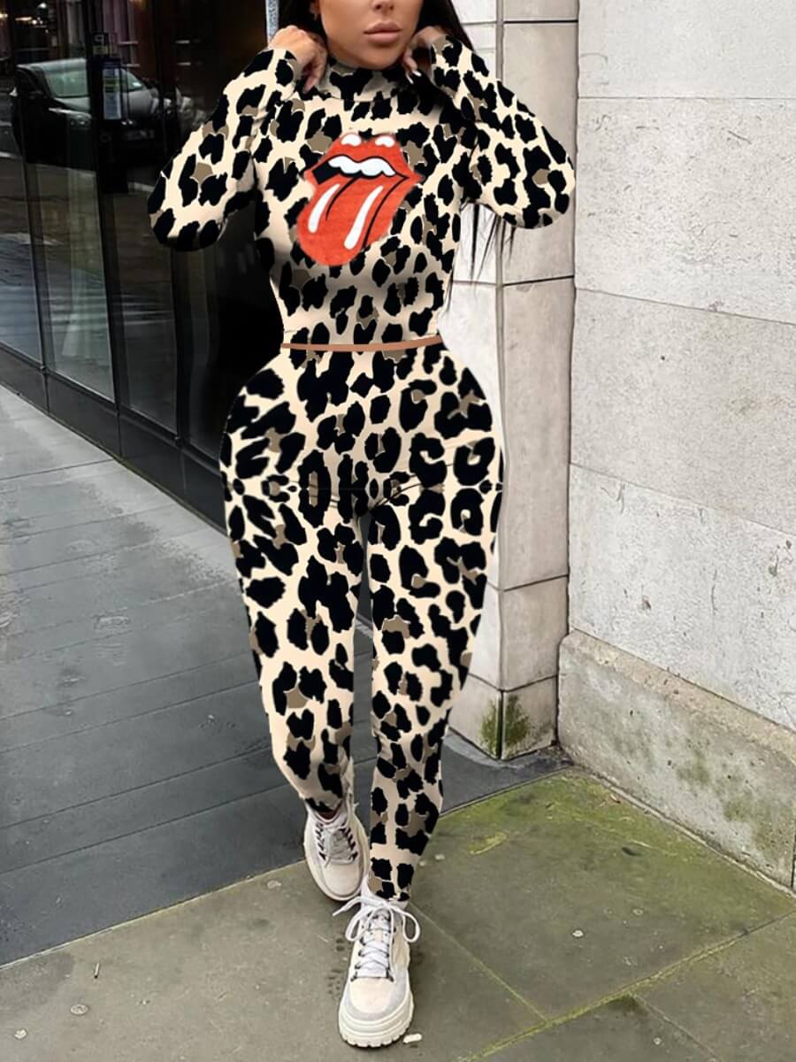 

Lovely Casual Turtleneck Lip Leopard Print Patchwork Two Piece Pants Set
