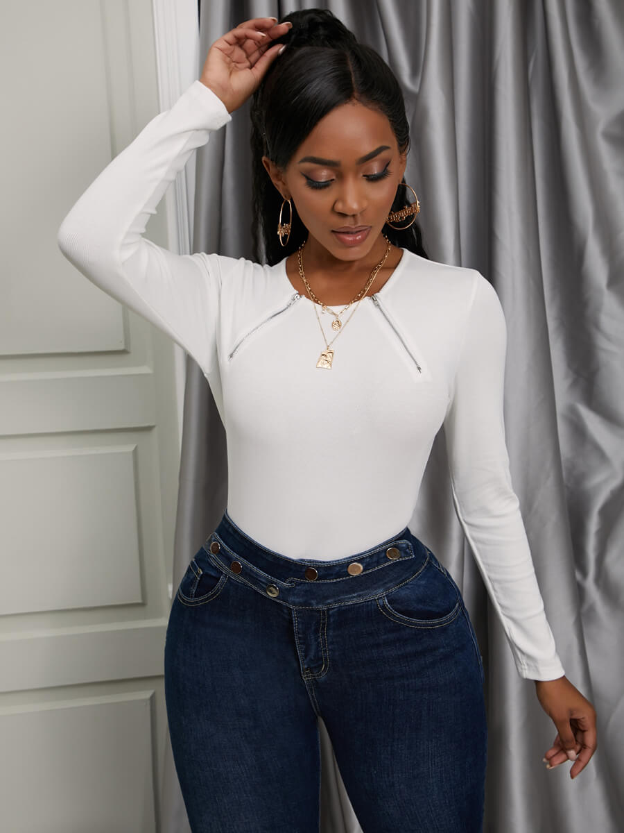 

Lovely Trendy O Neck Zipper Design White Sweater