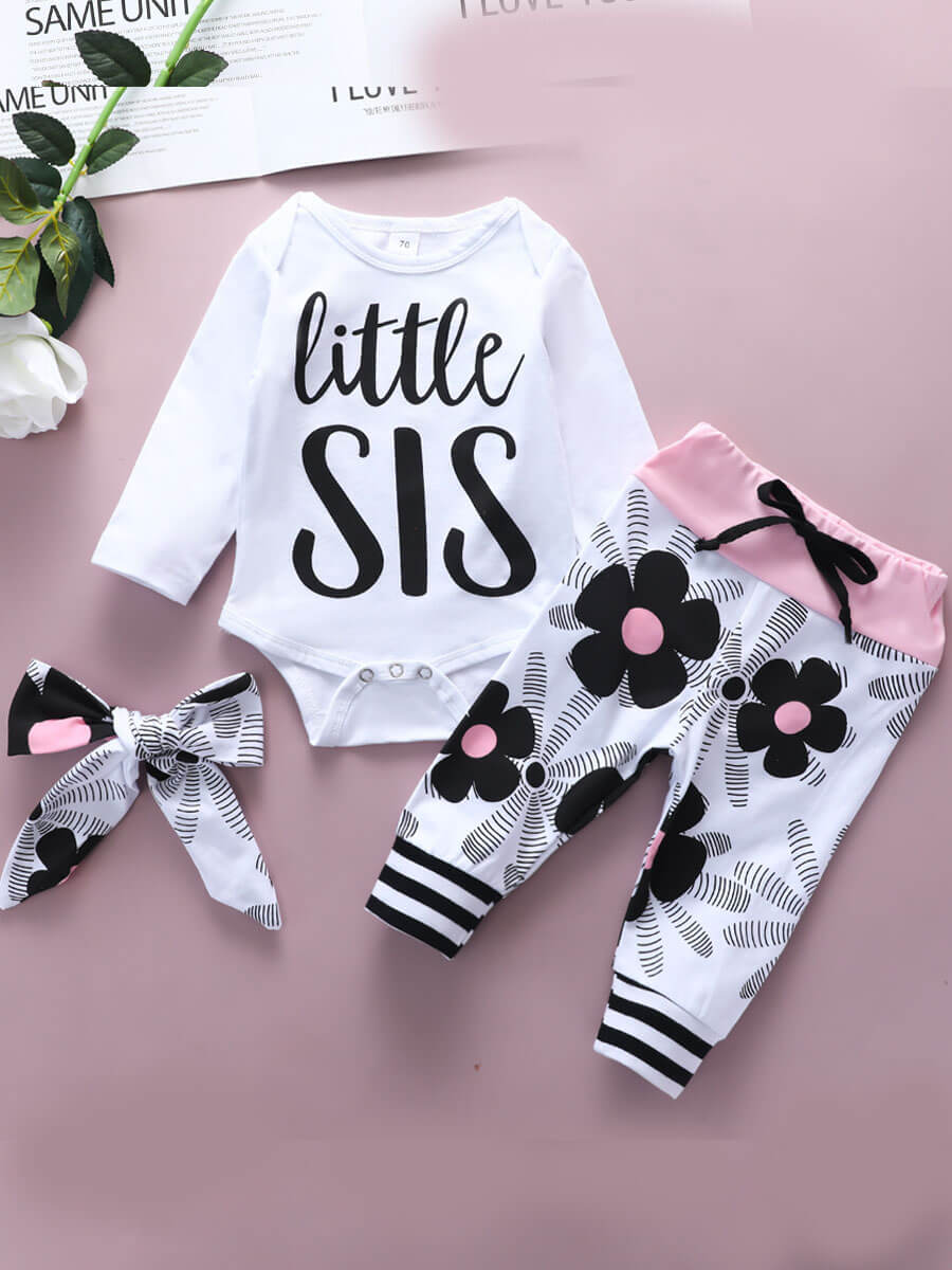 

Lovely Girl Stylish O Neck Patchwork Sequined White Two-piece Shorts Set