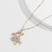 Lovely Retro Rhinestone Decorative Gold Necklace