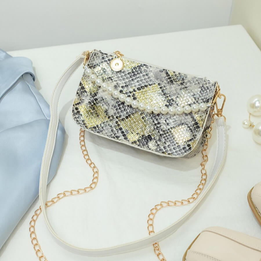 

Lovely Casual Animal Print Yellow Crossbody Bag