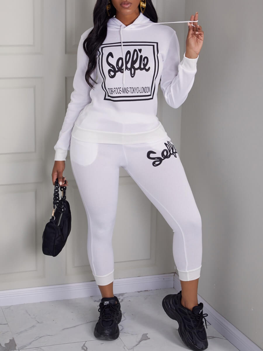 

Lovely Sweet Hooded Collar Letter Print White Two Piece Pants Set