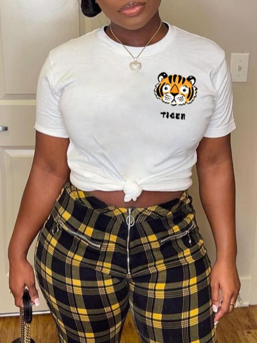 

Lovely Casual O Neck Plaid Print White T-shirt