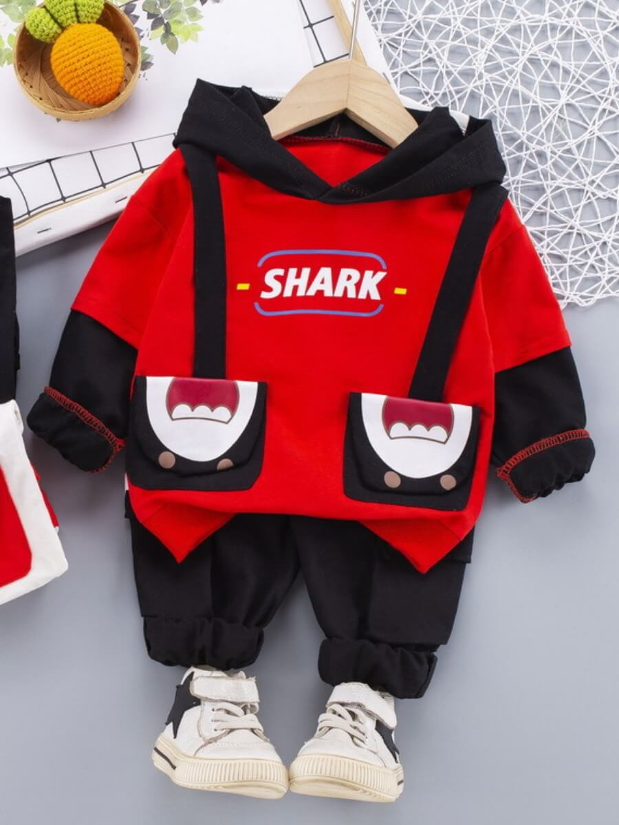 

Lovely Casual Cartoon Letter Print Patchwork Red Boy Two Piece Pants Set