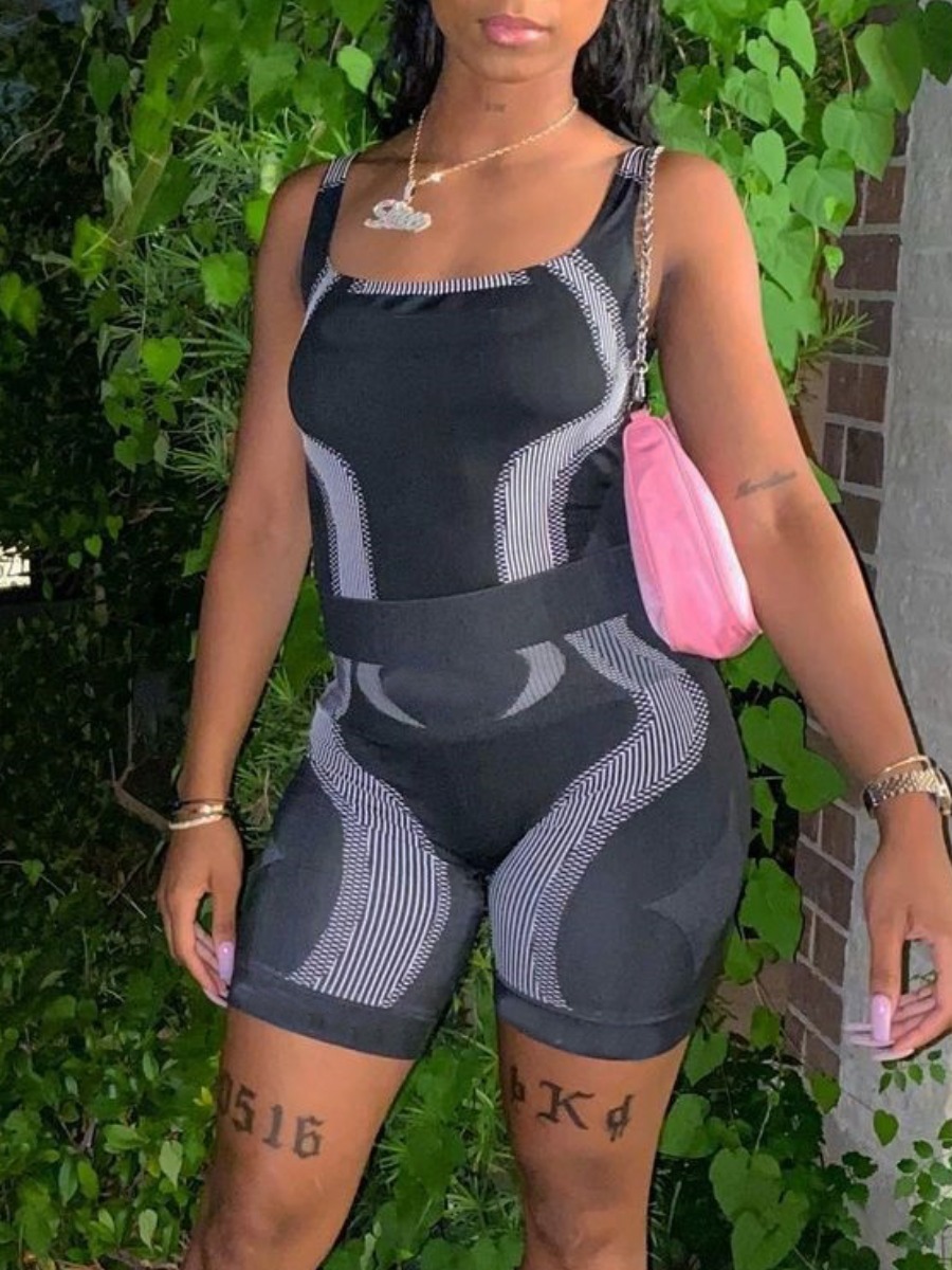 

LW Sportswear U Neck Striped Patchwork Black Two Piece Shorts Set