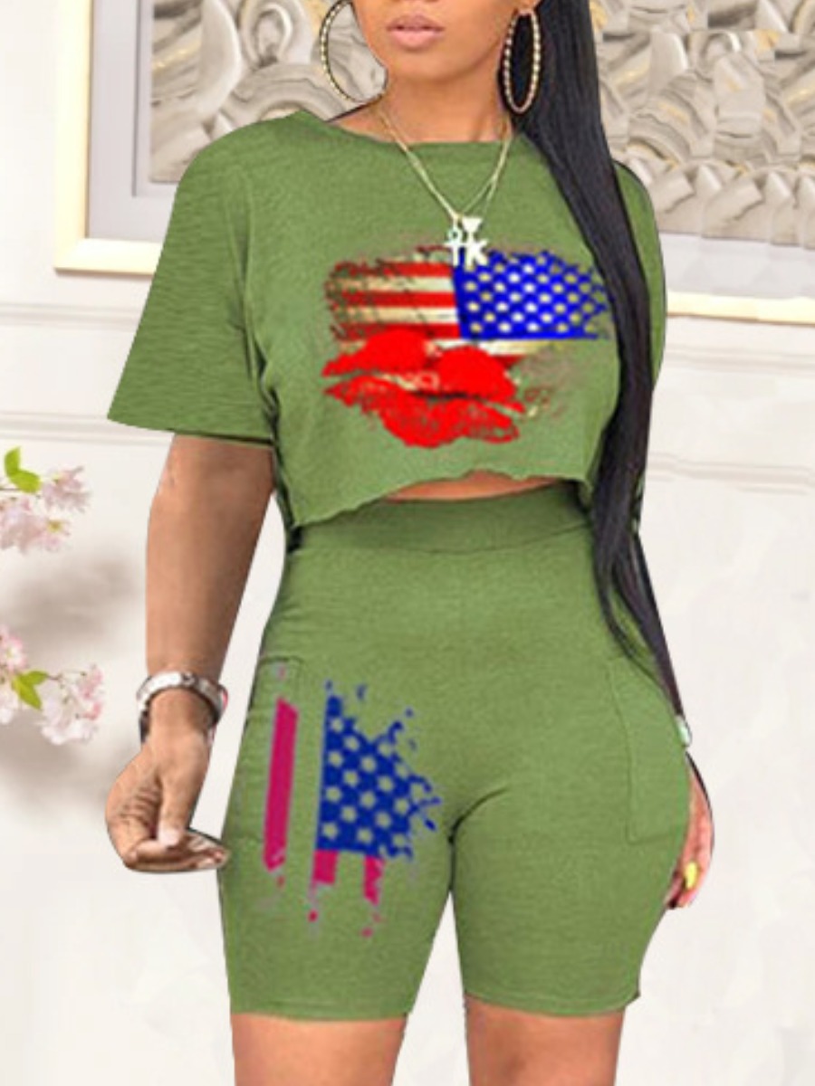 

LW Casual O Neck Flag Print Army Green Two Piece Shorts Set