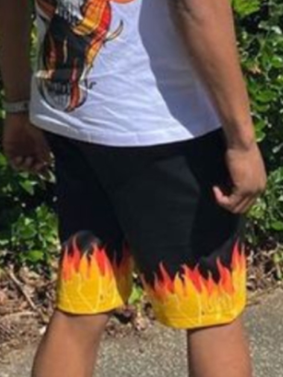 

Lovely Street Flame Print Drawstring Black Men Shorts