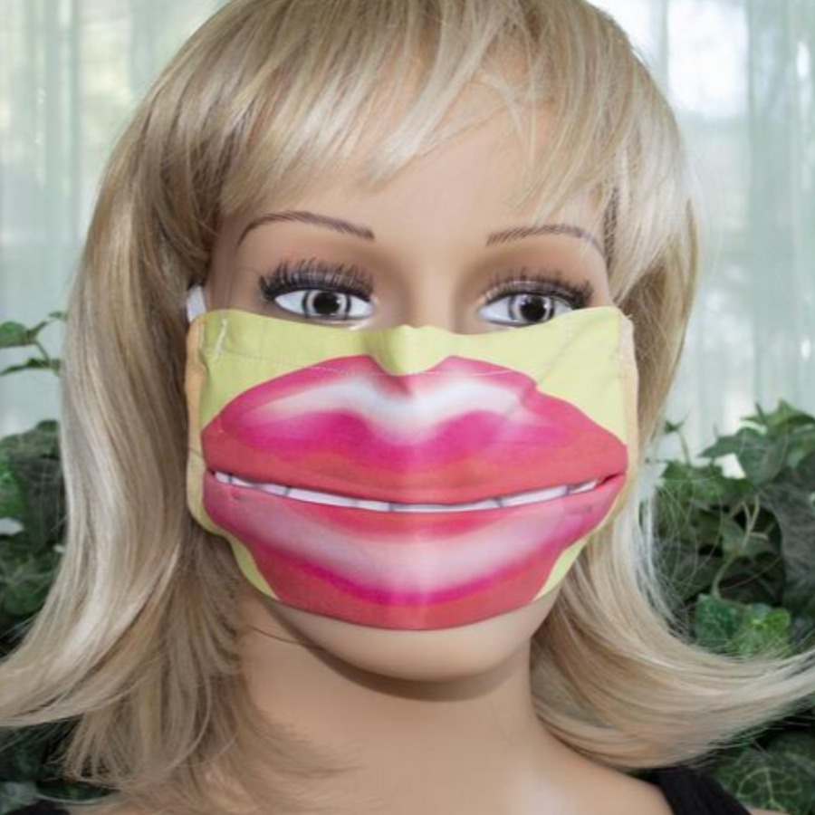 

Lovely Casual Lip Print Pink Bogey Face Mask