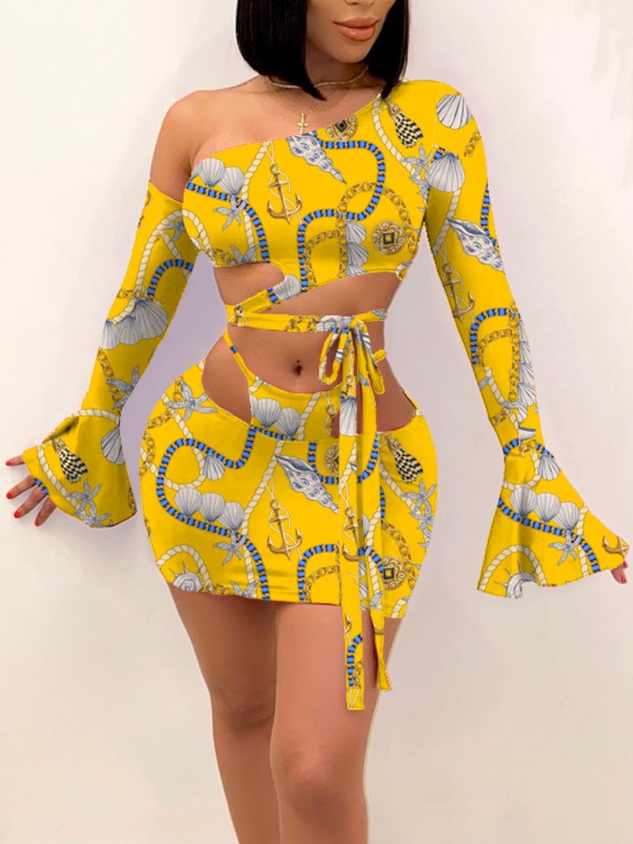 

Lovely Sexy One Shoulder Flared Bandage Design Yellow Two Piece Skirt Set