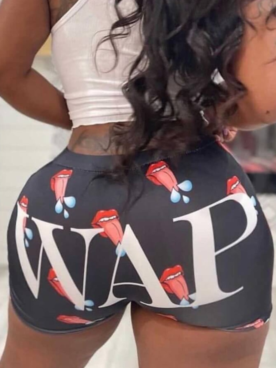 

Lovely Plus Size Street Letter Lip Print Pitch-black Shorts