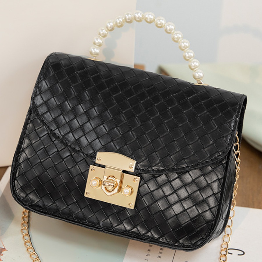 

Lovely Casual Pearl Decoration Chain Strap Black Crossbody Bag