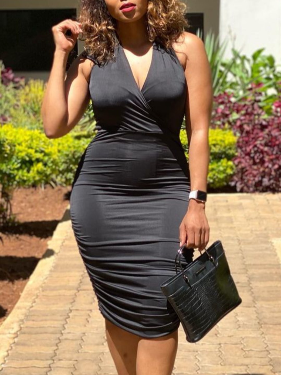 

Lovely Casual V Neck Ruched Black Knee Length Dress