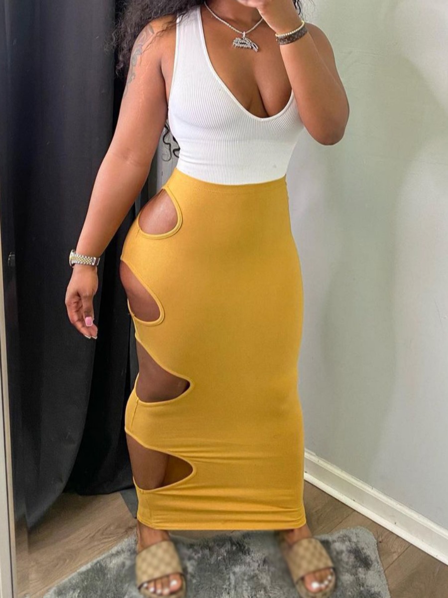 

Lovely Sweet U Neck Hollow-out Yellow Two Piece Skirt Set