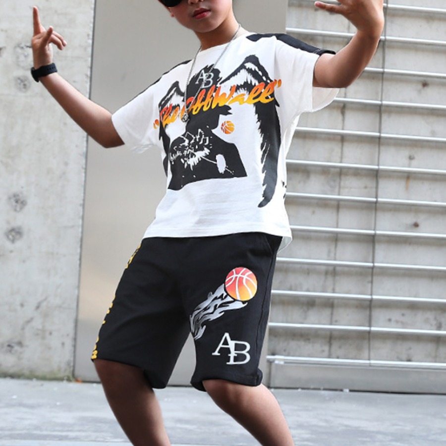 

Lovely Boy Street Graffiti Letter Print White Two Piece Shorts Set