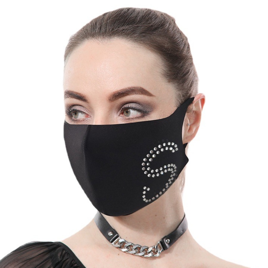 

Lovely Casual Letter Decoration Black Face Mask