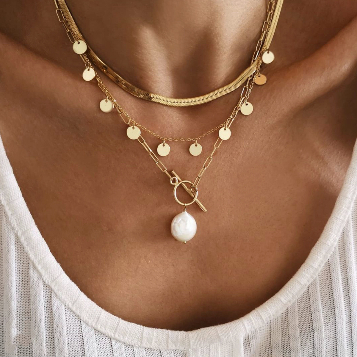 

Lovely Casual Coin Gold Necklace