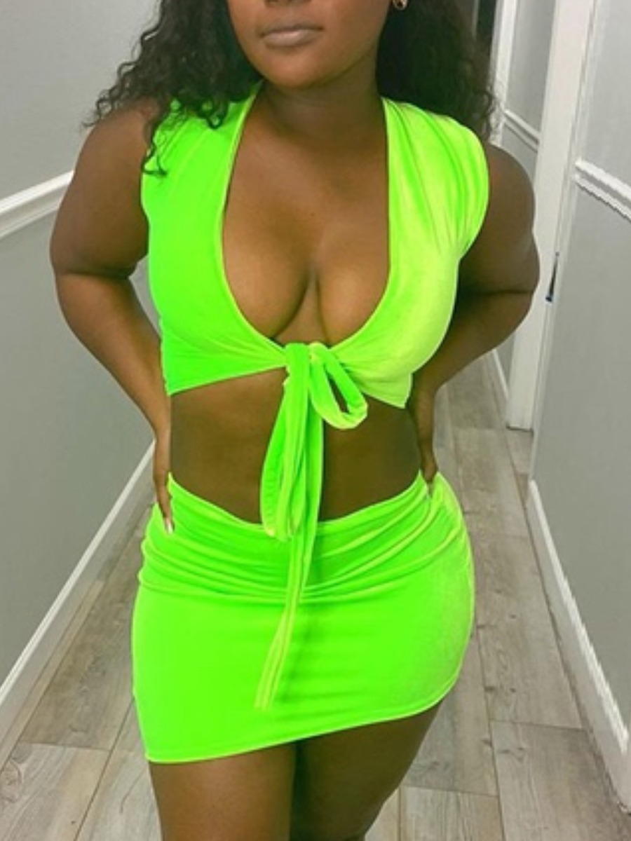 

LW Sexy V Neck Bandage Design Green Two Piece Skirt Set