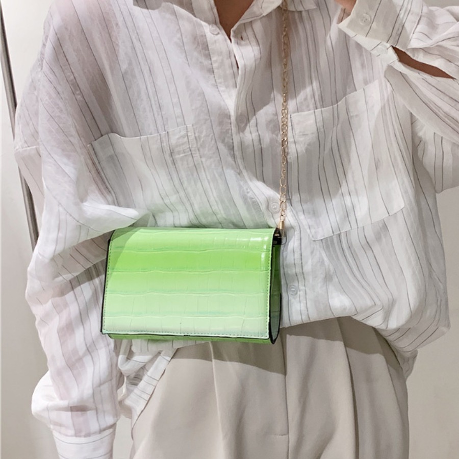 

Lovely Street Chain Strap Green Crossbody Bag