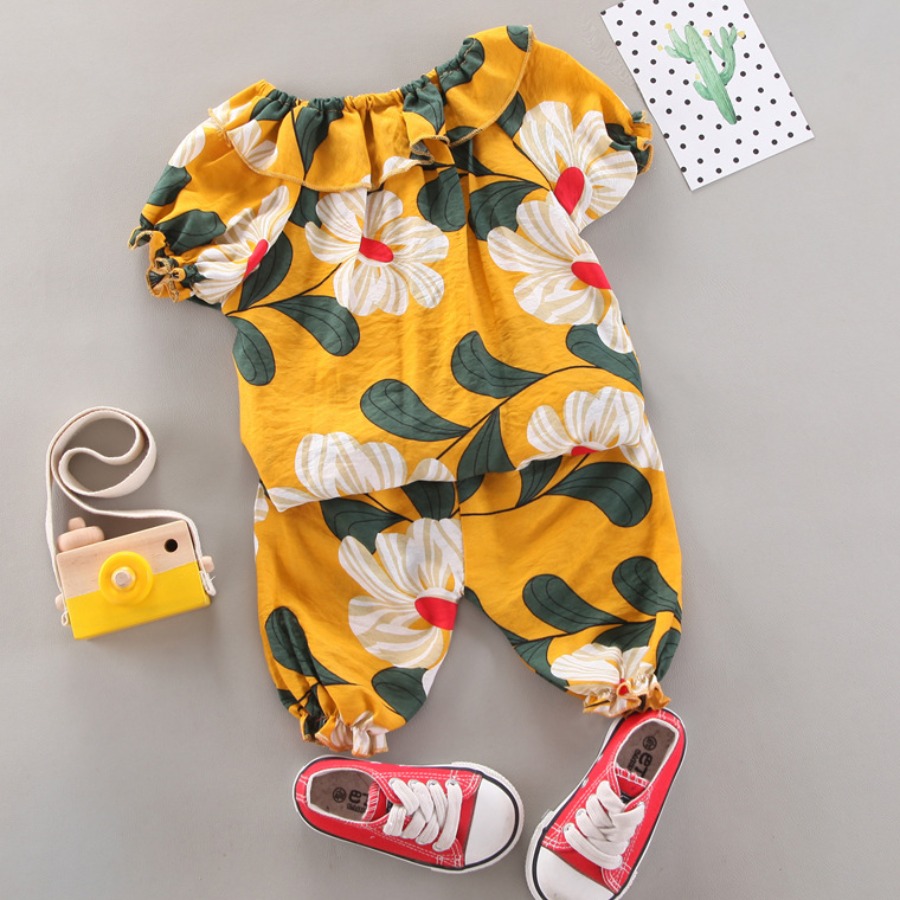 

Lovely Girl Sweet Floral Print Ruffle Design Yellow Two Piece Pants Set