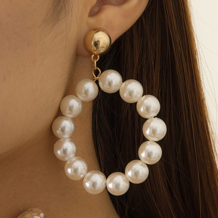 

LW Casual Pearl Decoration Gold Earring