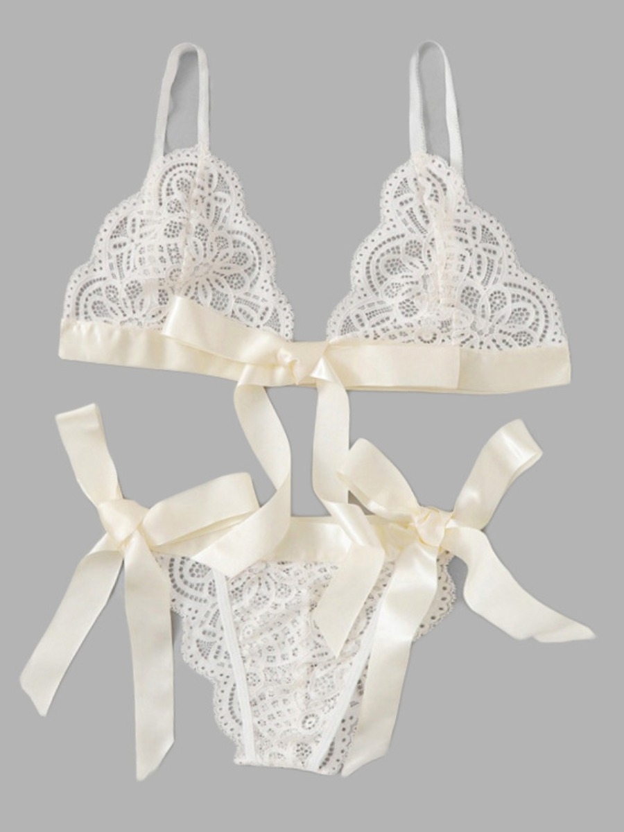 

LW SXY See-through Scalloped White Bra Set