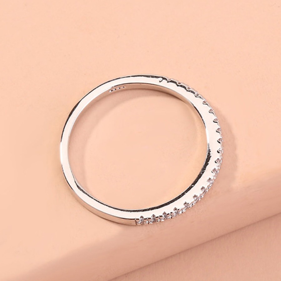 

Lovely Casual Sequined Silver Ring