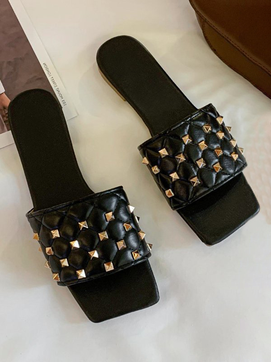 

Lovely Casual Rivet Decoration Black Slippers