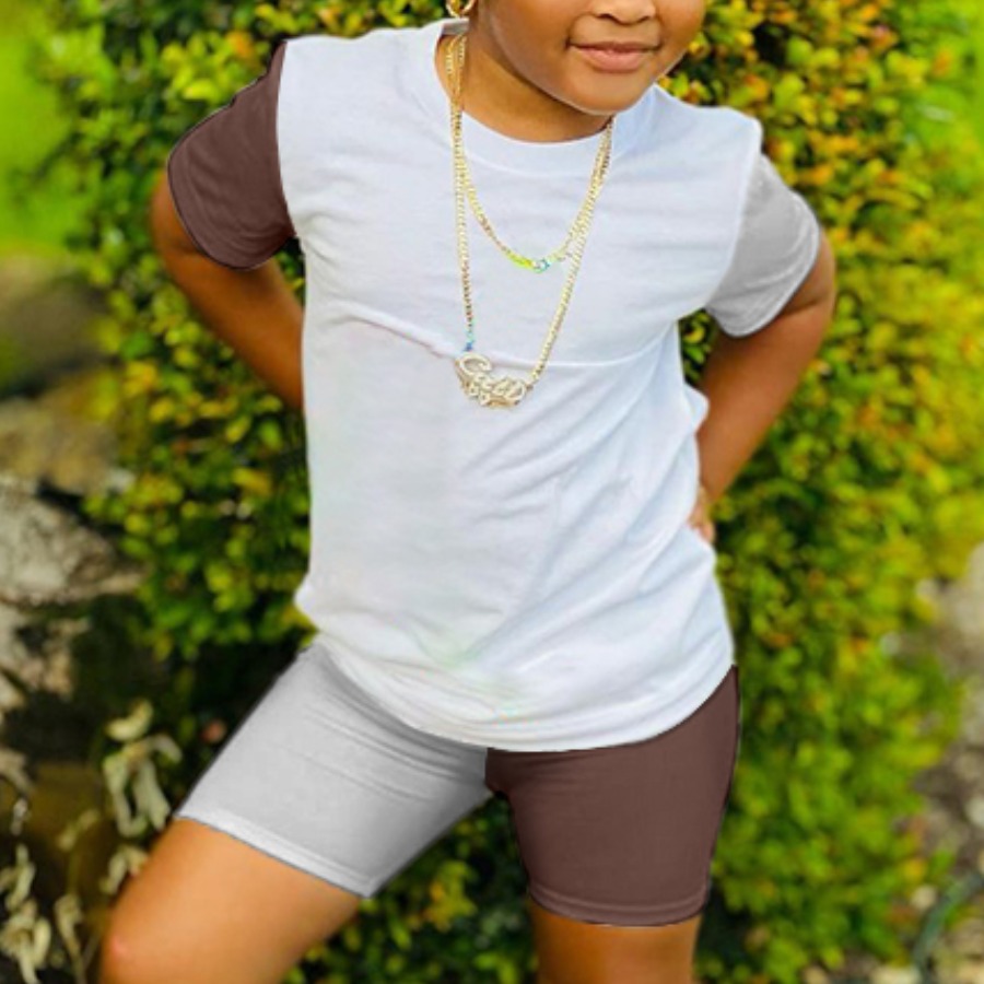 

Lovely Girl Sporty O Neck Color-lump Light Coffee Two Piece Shorts Set